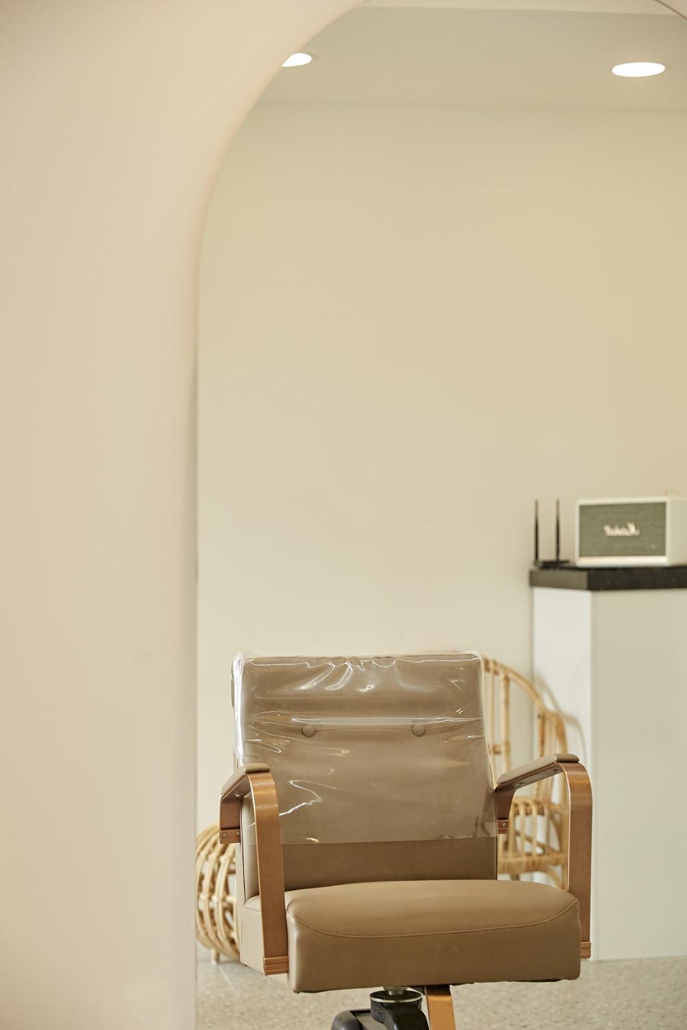 简约时尚 8 平米美容院设计，成本低廉-15