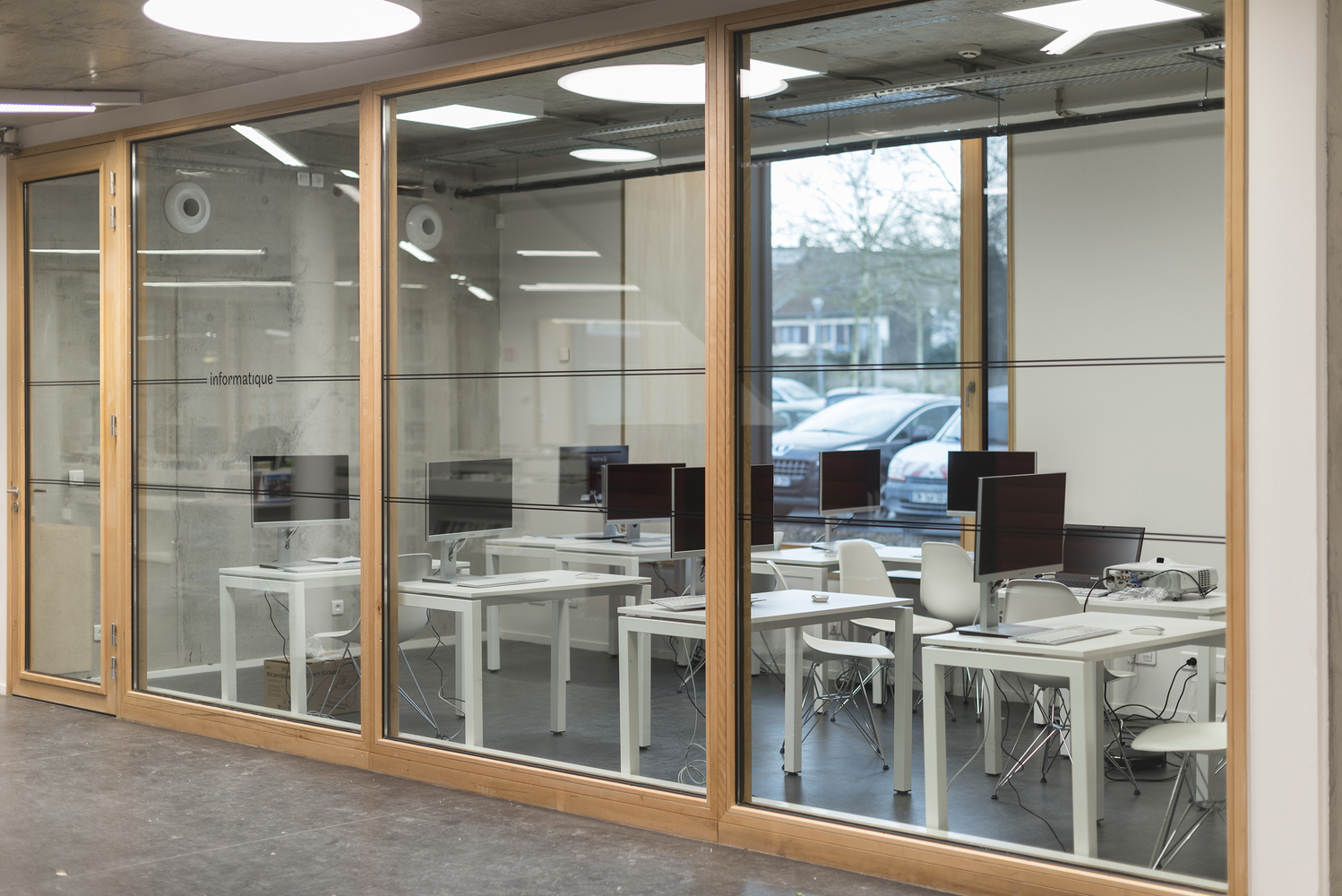 Lunéville 多媒体图书馆-44