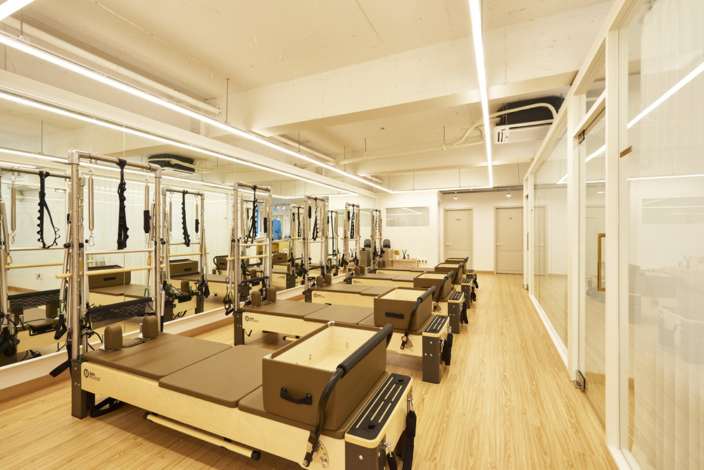 首尔 40 坪现代白色空间设计-5