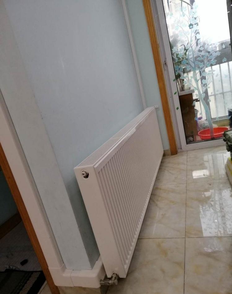 上海奉贤万顺路小区暖气片安装案例-18