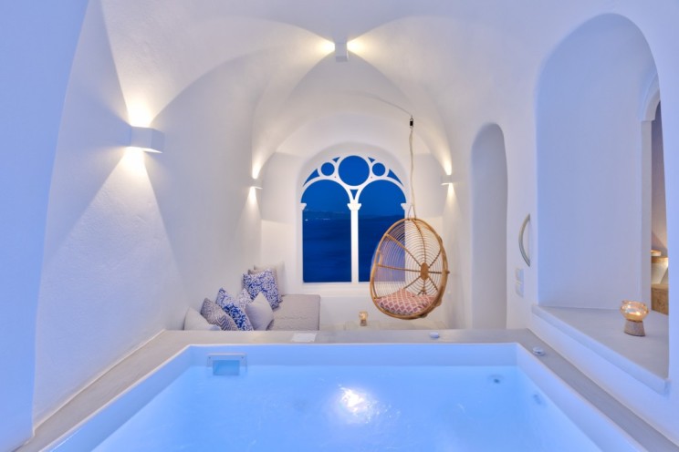 圣托里尼 Namaste Suites 酒店 | 简约自然的地中海风情-0