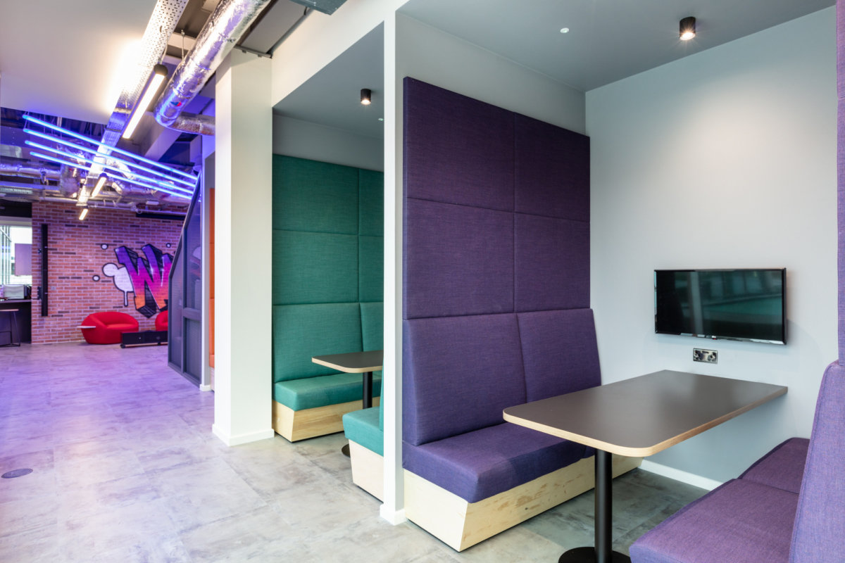 游戏巨头 Wargaming 英国总部,创造力和家庭文化完美融合-18