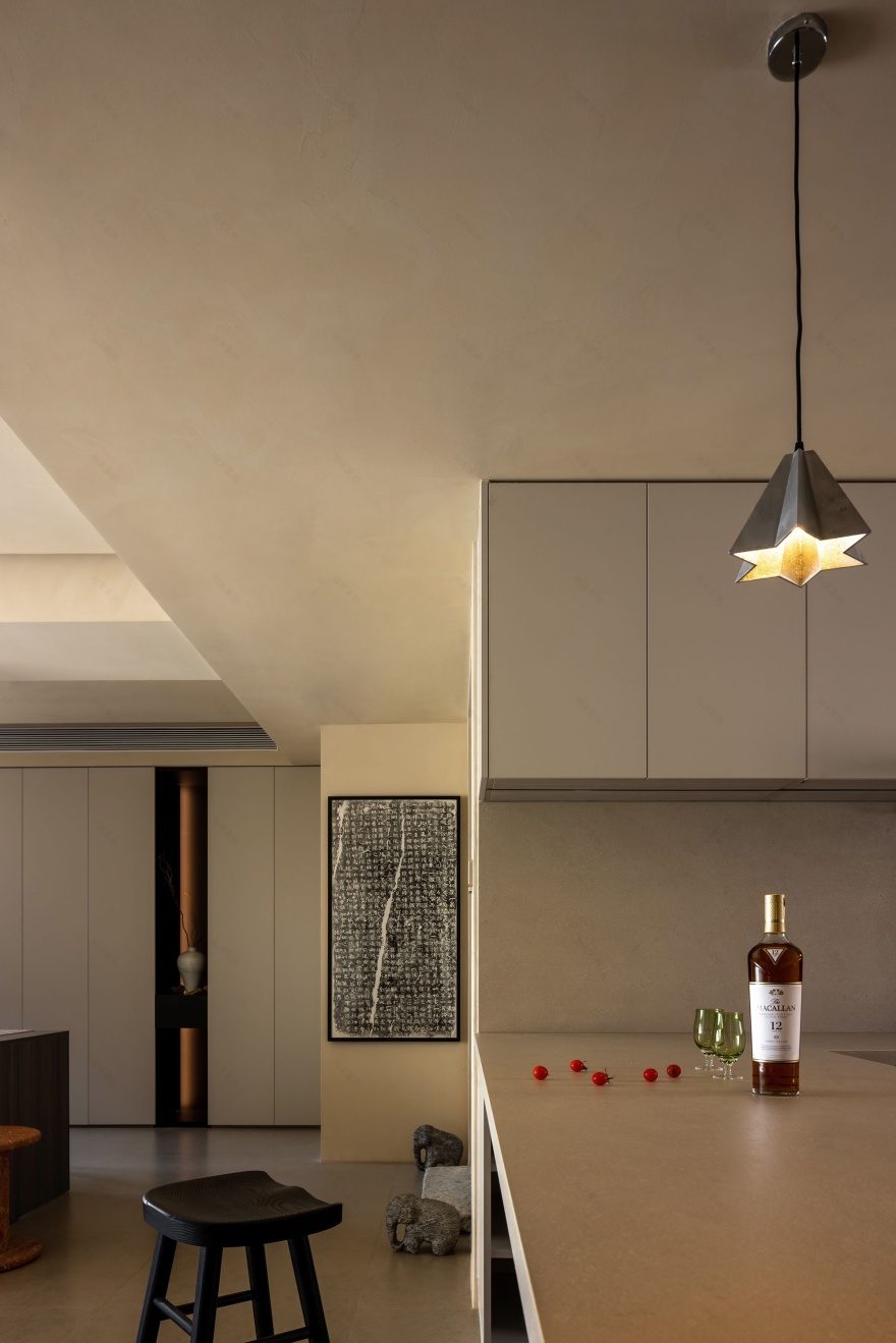 萌宠+二人世界,微侘寂美学戳中心巴丨晓安设计-0