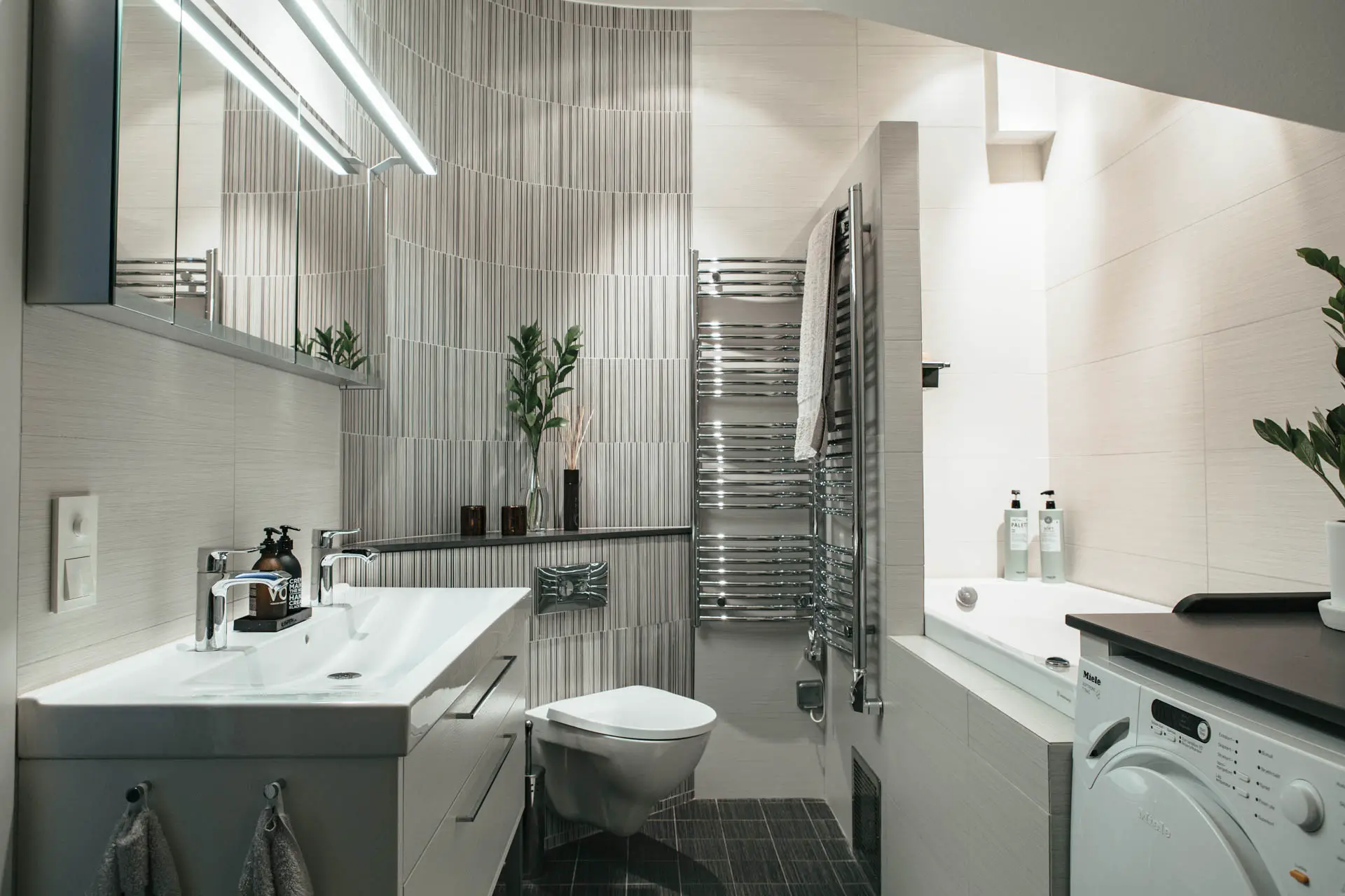 "瑞典斯德哥尔摩复式公寓，打造家庭办公一体化的舒适空间"-18