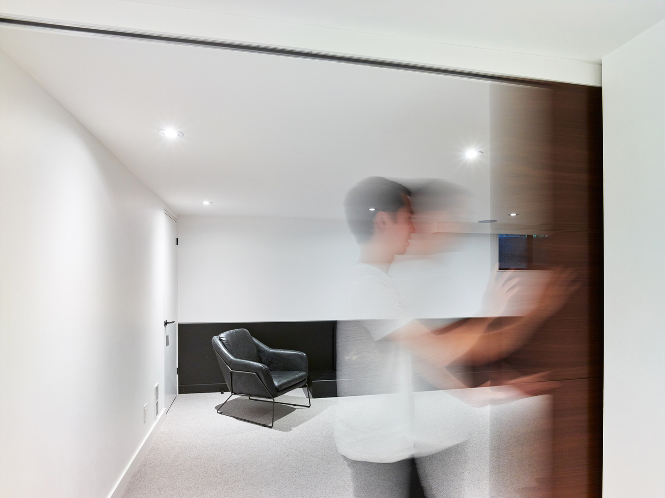 多伦多现代家庭住宅翻新-42