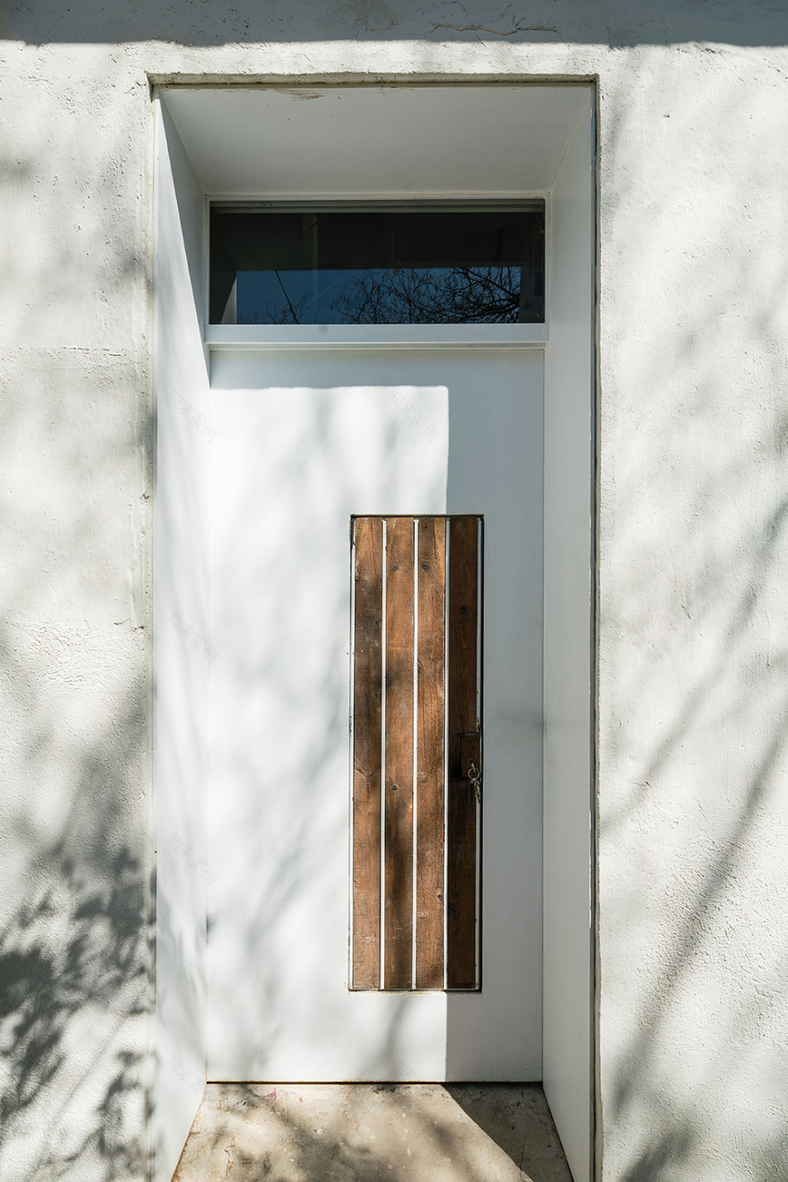 马德里 20 年代排屋翻新,打造多功能艺术家居住空间-45