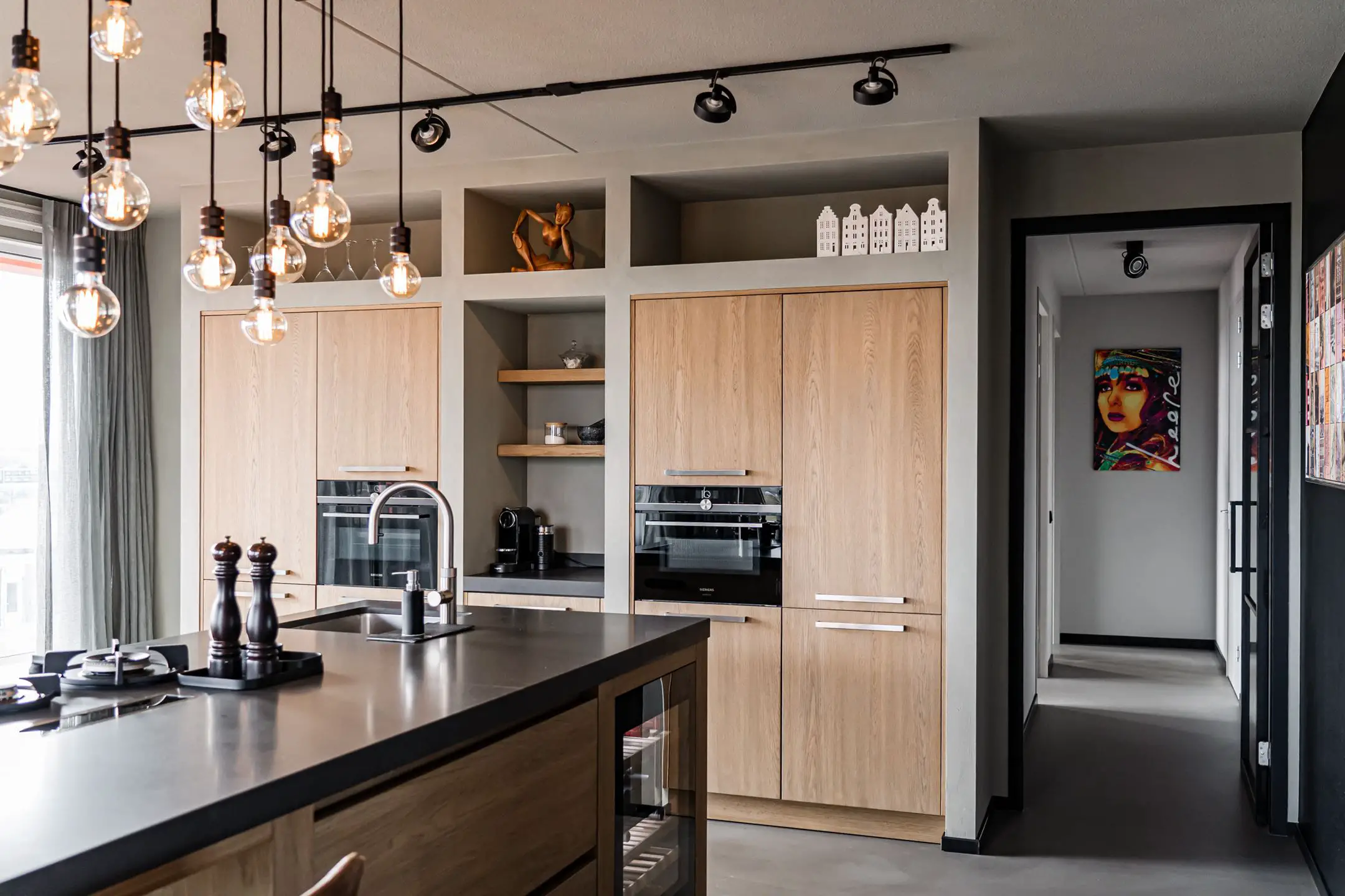 荷兰黑顶时尚公寓的惊艳设计-10