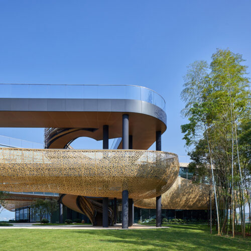 White Crane Lake Visitor Center / Archperience-20