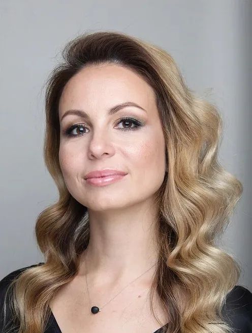 莫斯科郊区别墅，极简美学与自然融合的典范-56