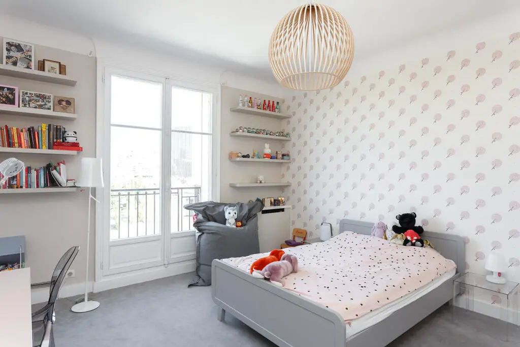 现代风家庭公寓 | 巴黎近郊的时尚居所-13