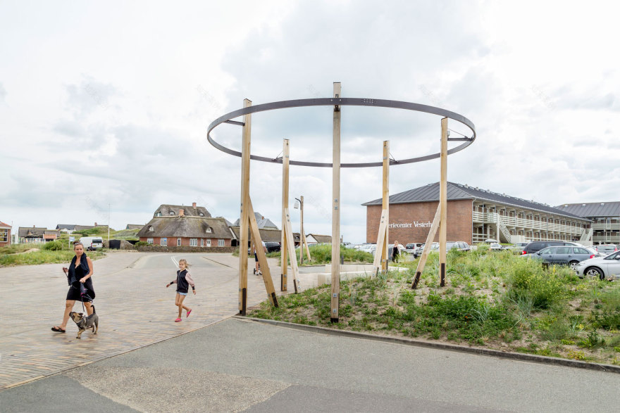 历史砖墙重塑丹麦 Fanø Bad 海滨小镇-4