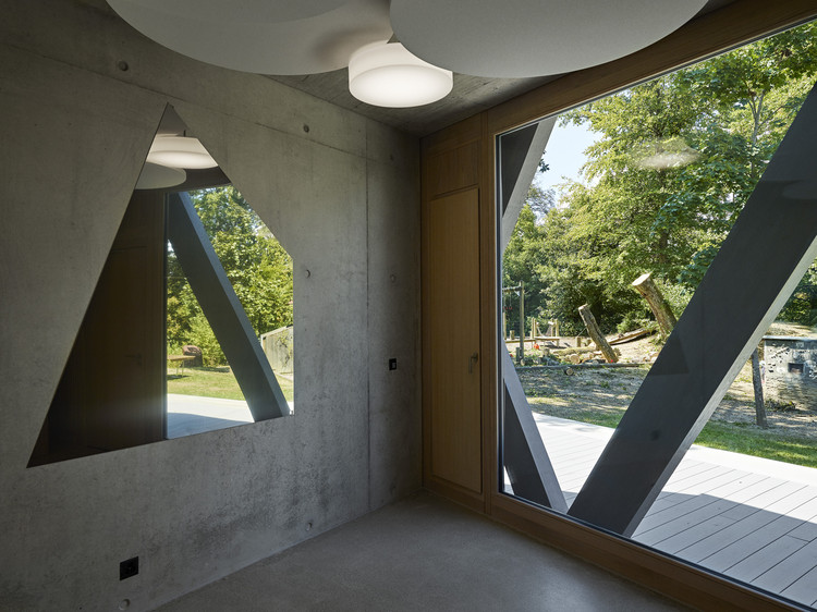 贾斯汀·鲁滨逊(Jardin Robinson)折叠式娱乐中心-30