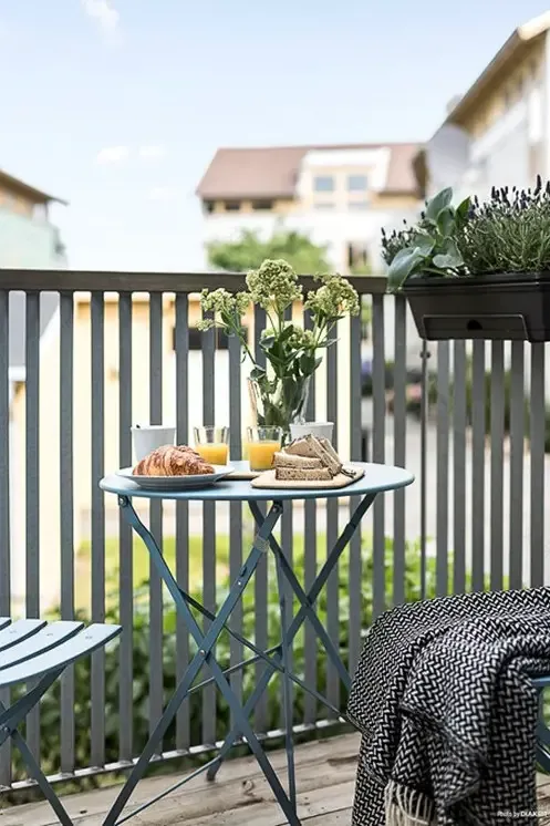 瑞典家庭复式公寓的简约之美-16