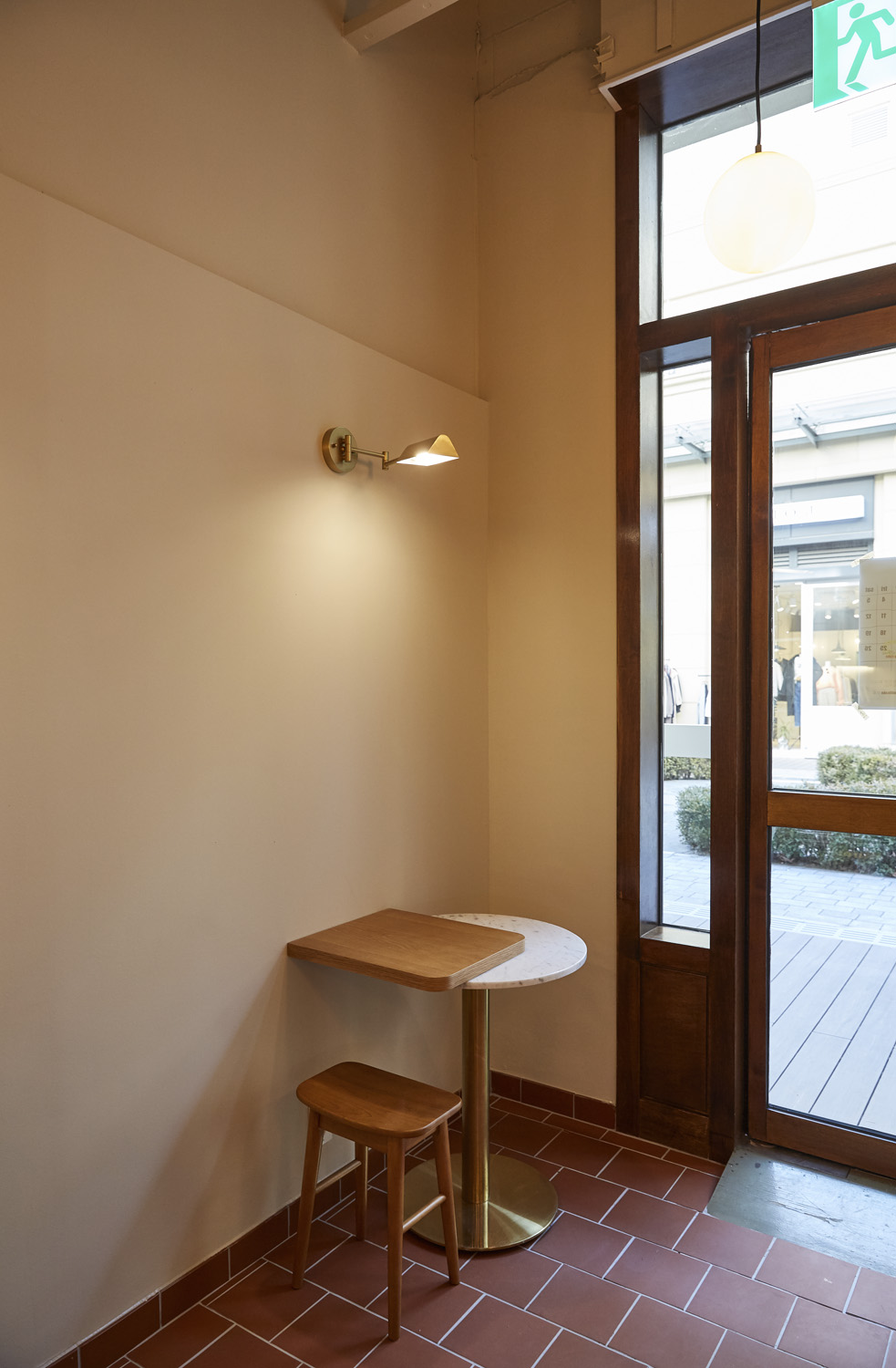 韩式小清新 14 坪甜品咖啡厅设计-13