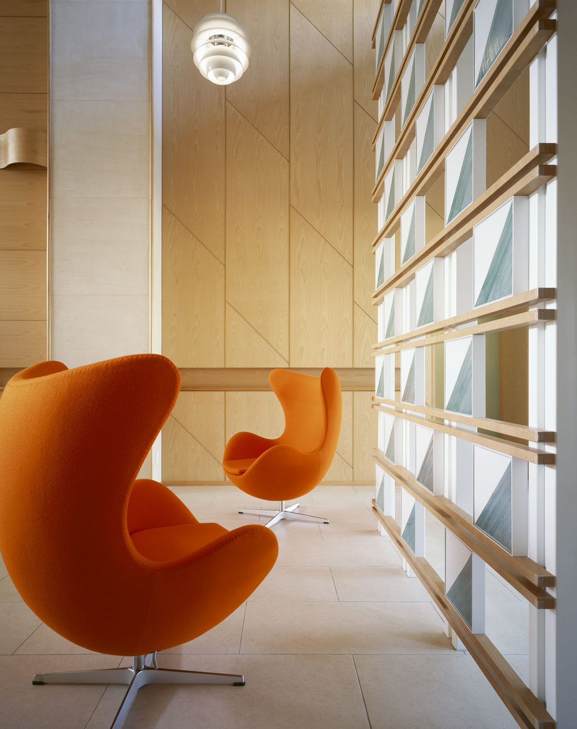 由于Brillia可能是特定品牌名或专用词直接音译即可；INAGEKAIHINKOEN 整体不像熟悉的常见单词组合，如果 INAGE 是地名 稻毛 ，结合语义此处可能想表达 稻毛开发品公园 ，但不确定性较强

总体勉强翻译为：布里利亚 稻毛开发品公园可能无法准确表意，这个结果仅供参考，你可以检查原文或补充更多背景信息 丨日本千叶丨设计事務所ima-1