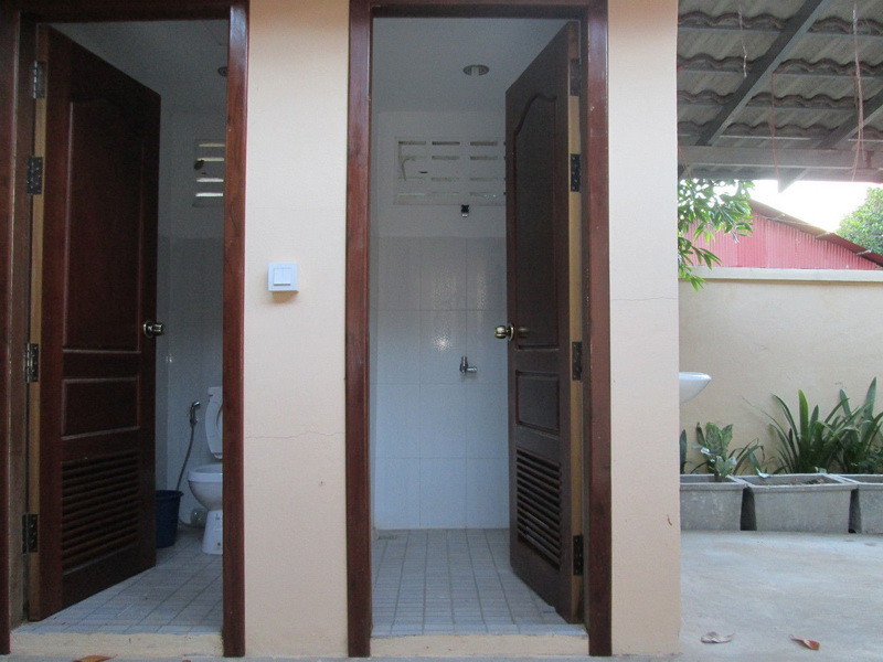 柬埔寨传统高架艺术住宅-30