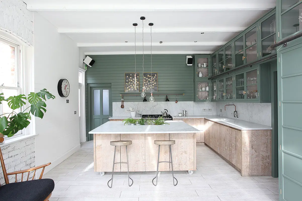 伦敦明亮当代风格别墅设计-13