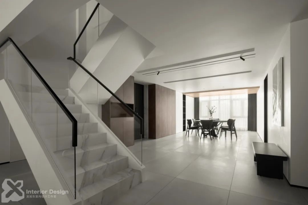 东阳 420㎡极简复式,黑白灰构建纯粹空间-56