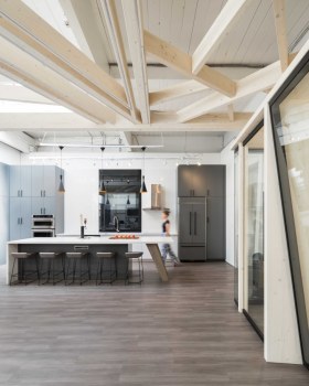 温哥华创新建筑办公室丨加拿大温哥华丨SGH Design Partners