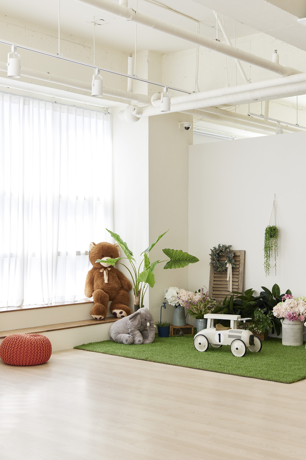 白色木纹打造宁静音乐工作室-15