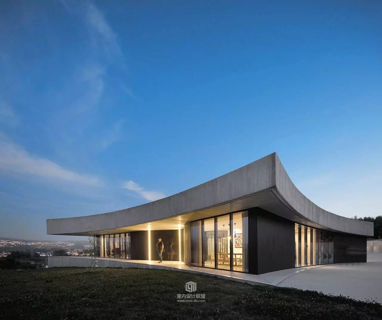 Spaceworkers Arquitectura/Design设计丨极简BITARÃES-9