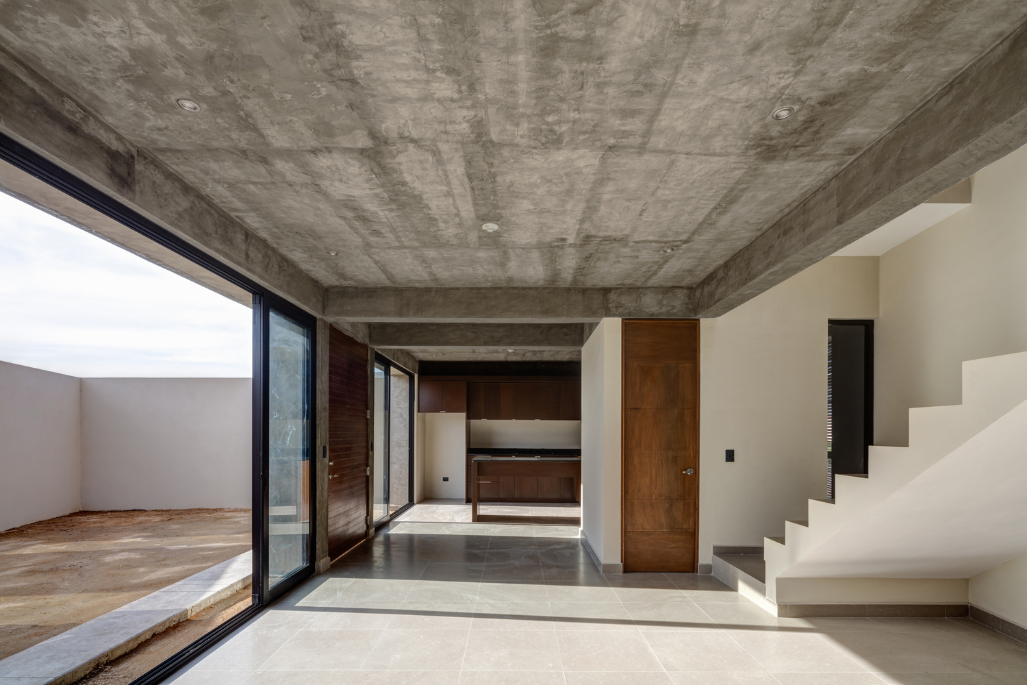 三角地块的逆袭 · LP3 House 设计与户外空间的巧妙融合-19