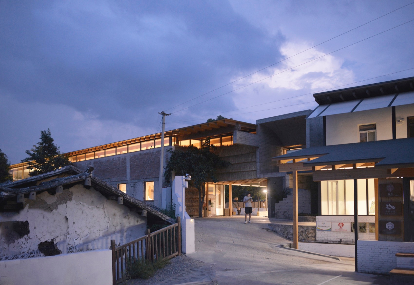 在遗址中的建造 · 联合村社区中心丨中国攀枝花丨合造社建筑设计事务所-19