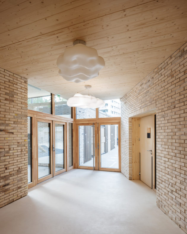 巴黎市中心的多形态幼儿园丨法国巴黎-58