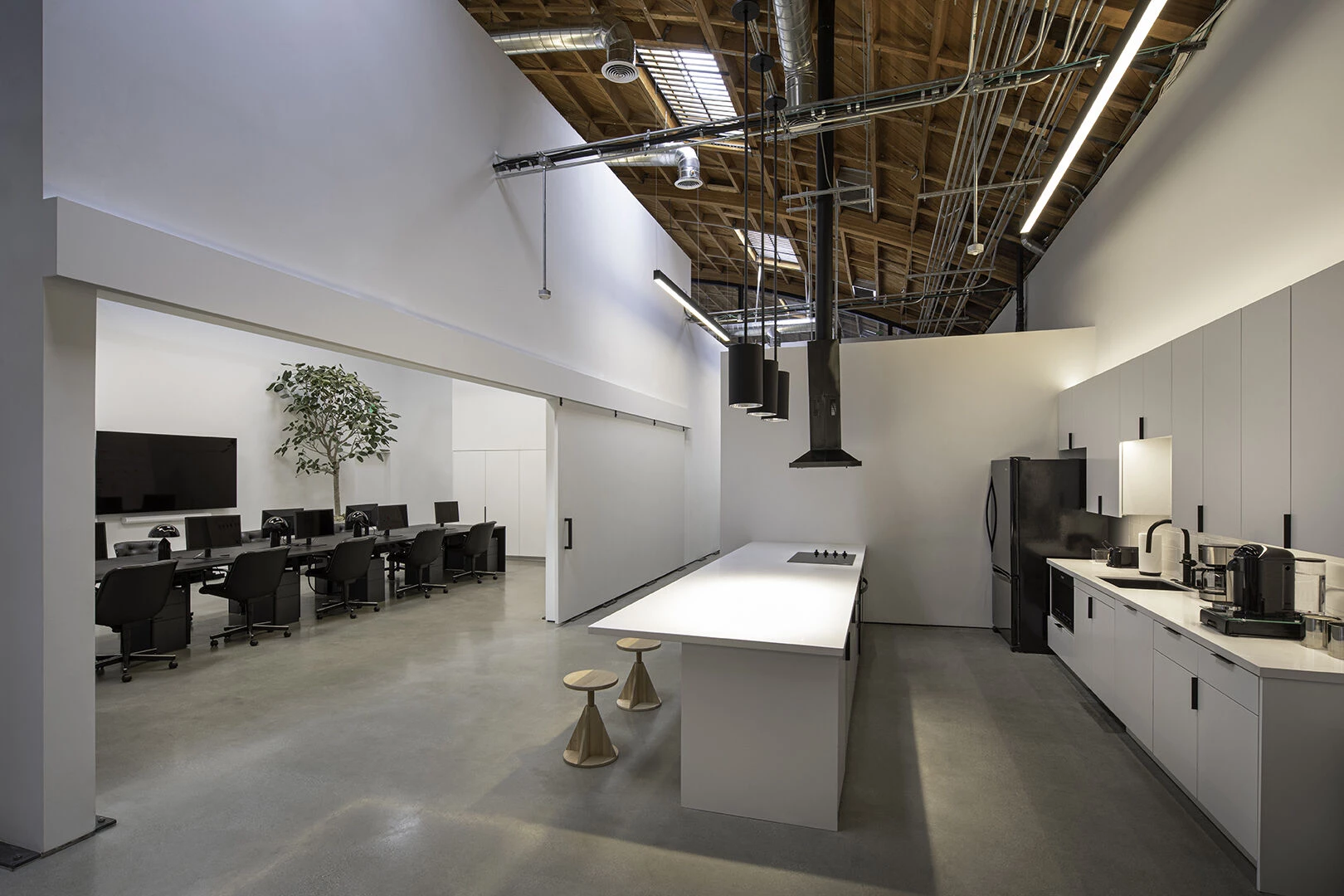 Fear of God Showroom and Design Studio-12