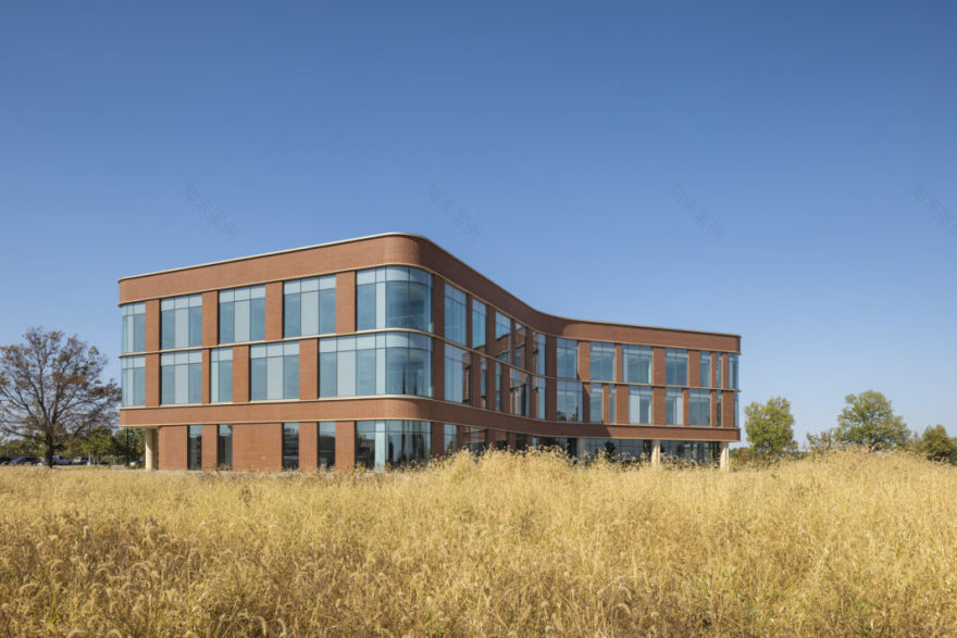 University of Illinois Philanthropy Center - Perkins Eastman-2