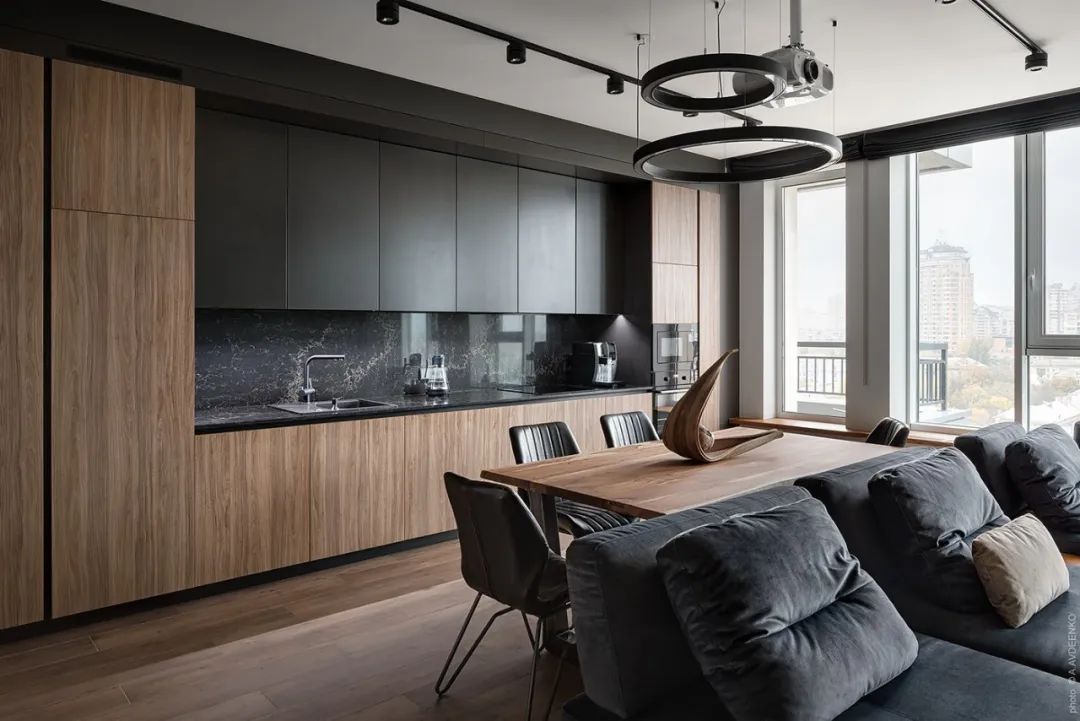 圆形通道串联生活空间,116㎡现代私宅魅力非凡-9