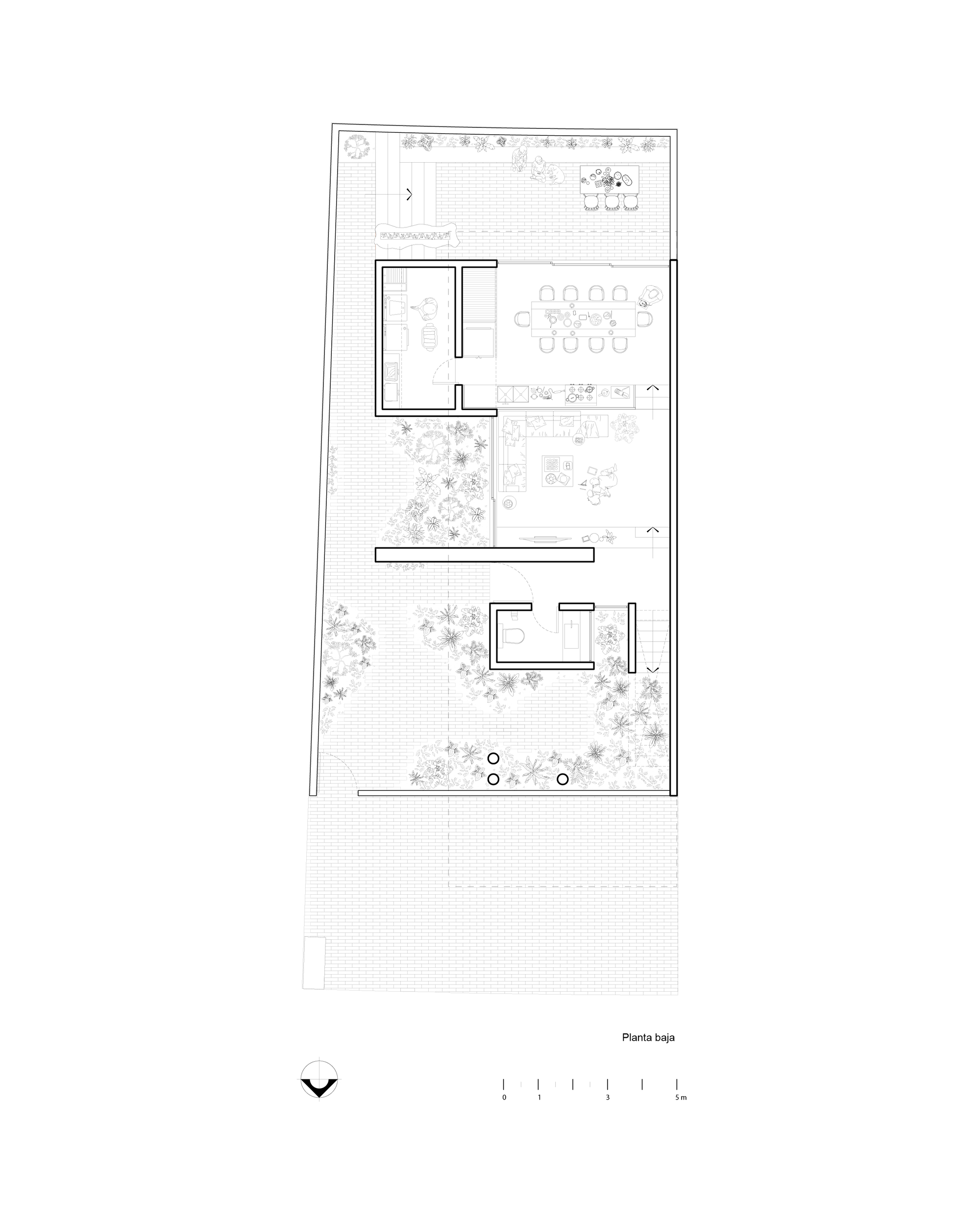 Aguilar House / Taller Segovia Molina-27