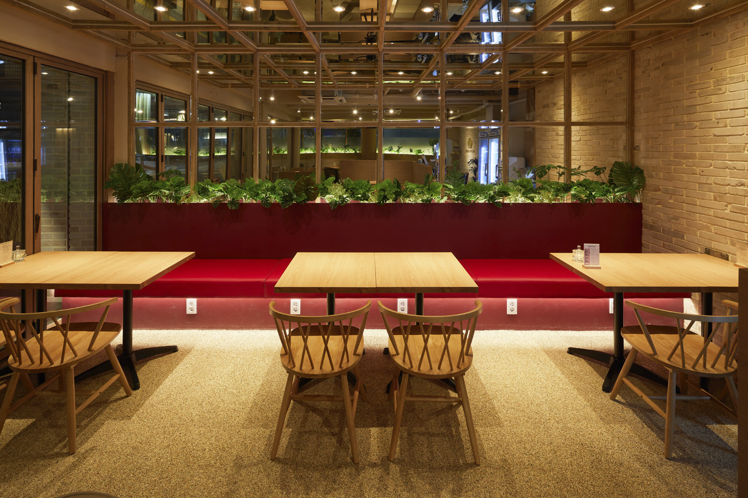 现代简约餐厅设计，打造温馨美食空间-8