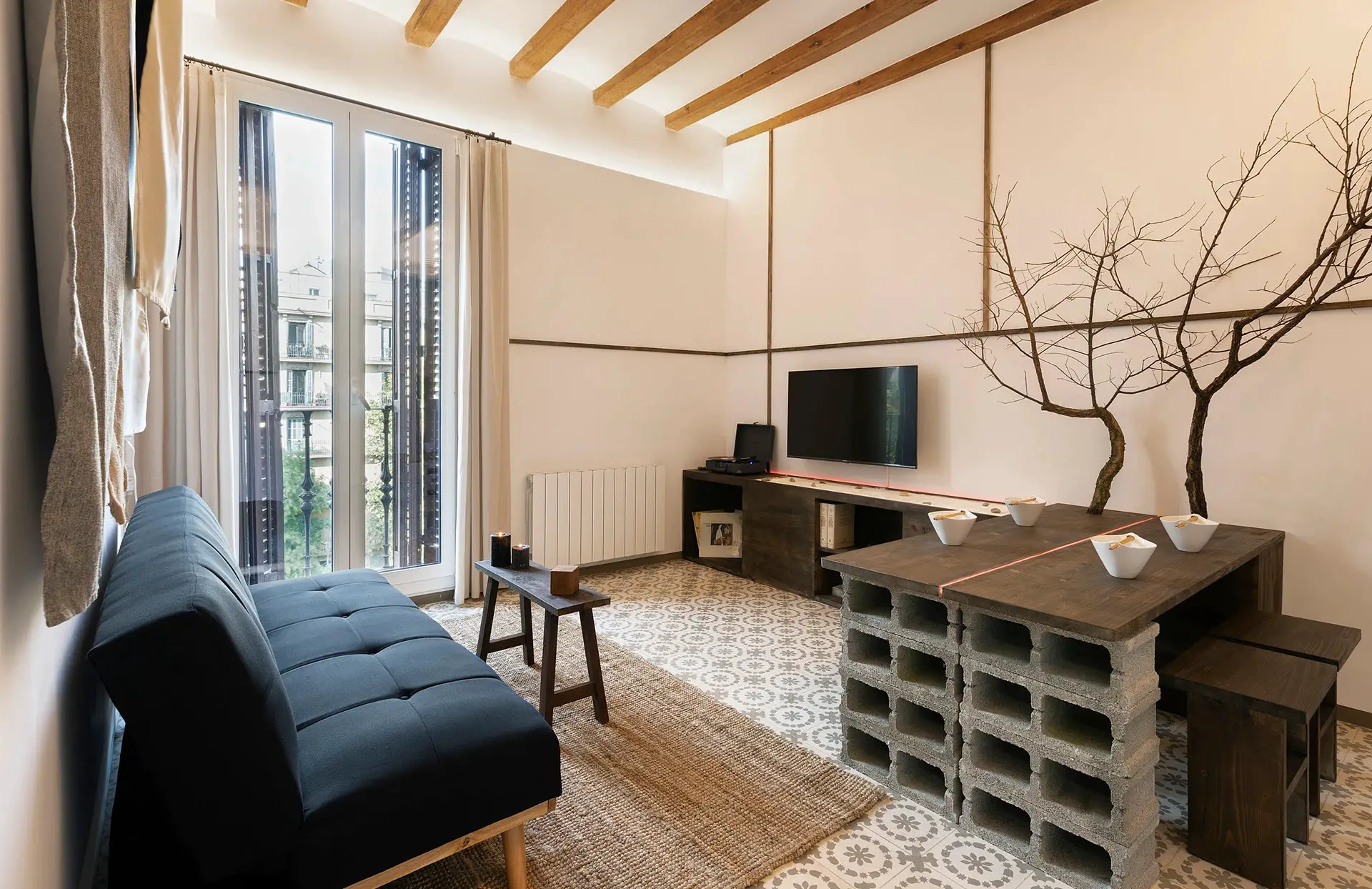 巴塞罗那日式山脉灵感公寓设计-4