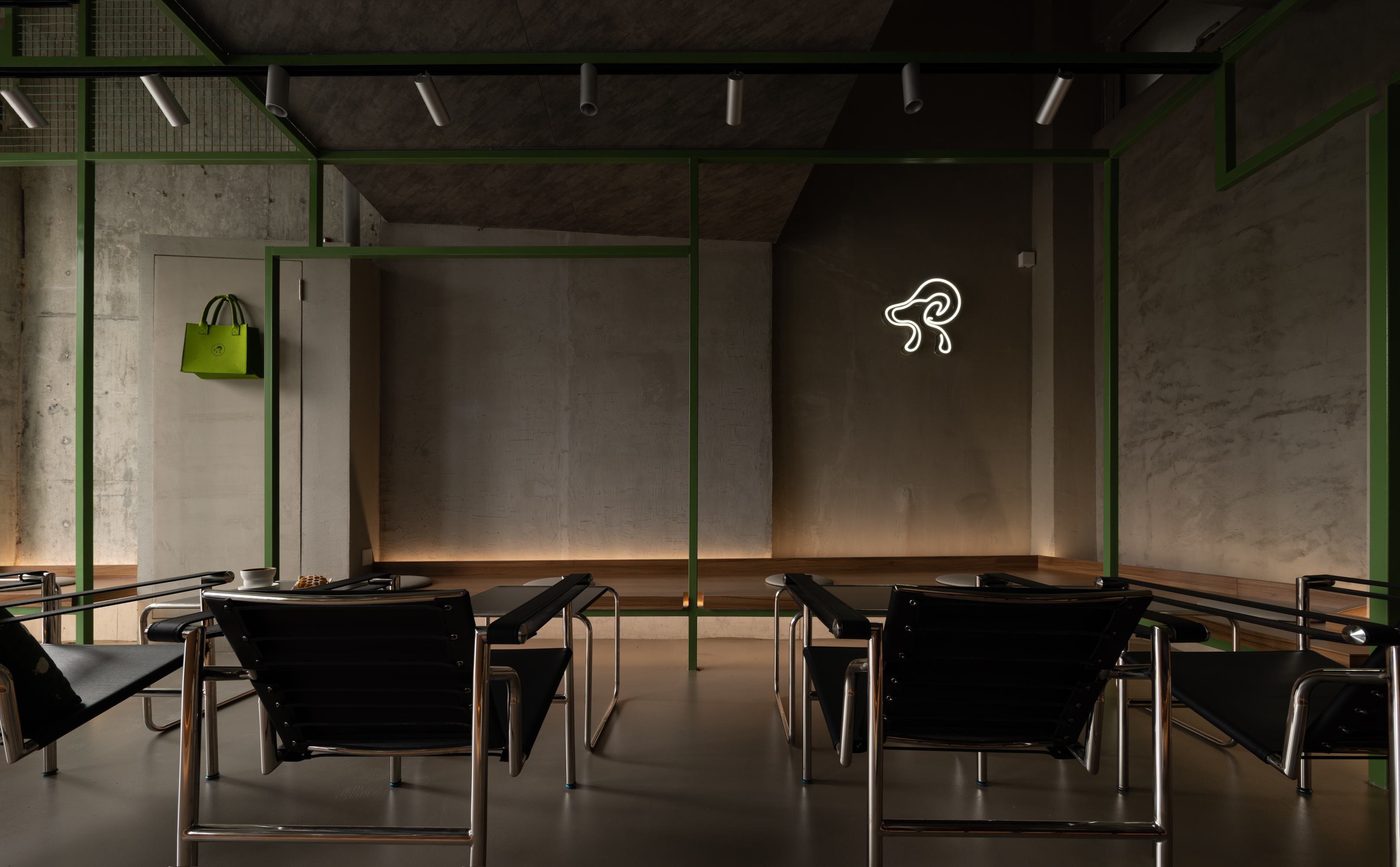 中国杭州本空设计 八角杯咖啡厅EFC店50平-3