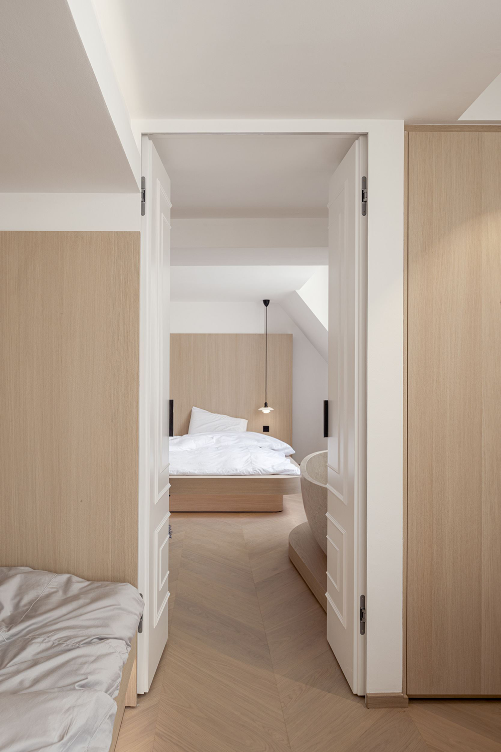 现代原木极简风的居住空间-46