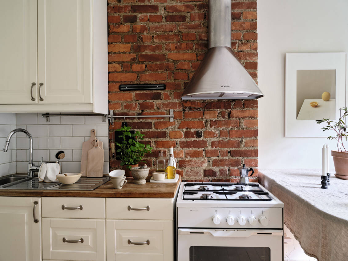 瑞典住宅单身公寓的质朴氛围与优雅装饰-12