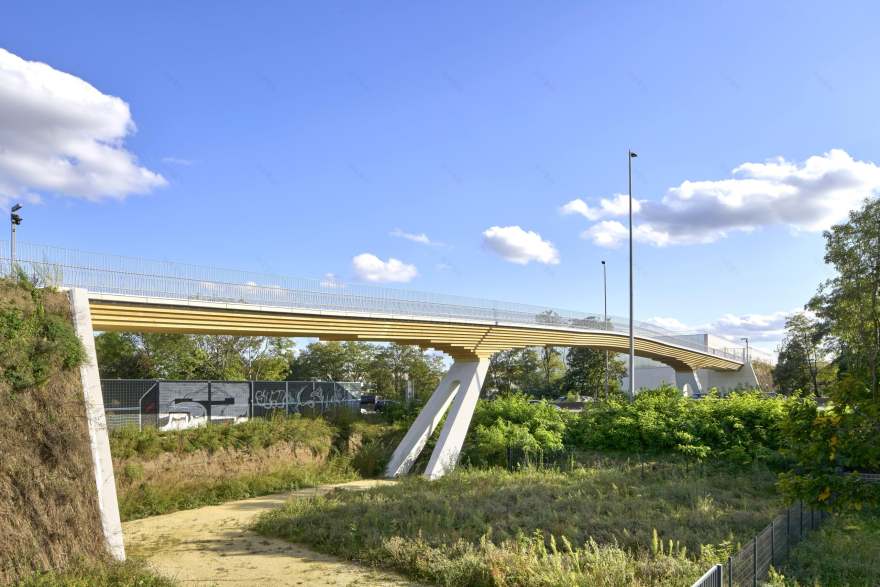 巴黎高速公路上的木桥丨法国巴黎-5