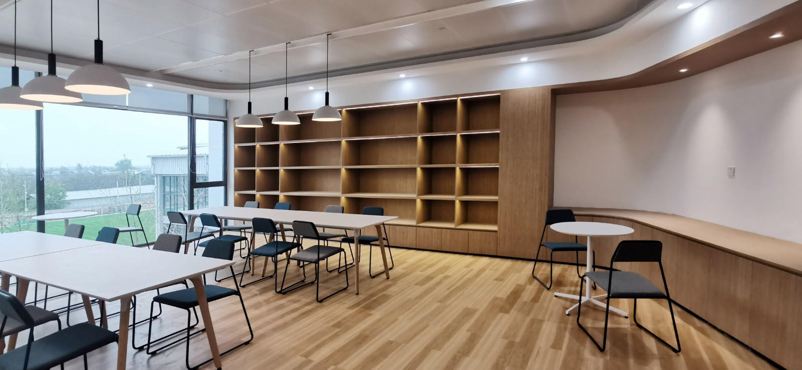 国品乳业办公空间-5