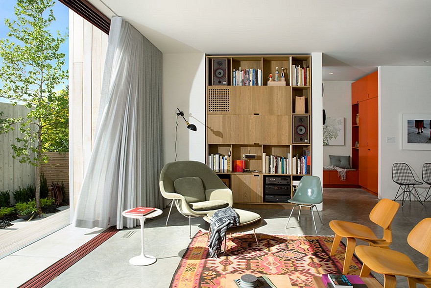 打闹;粗暴对待-7