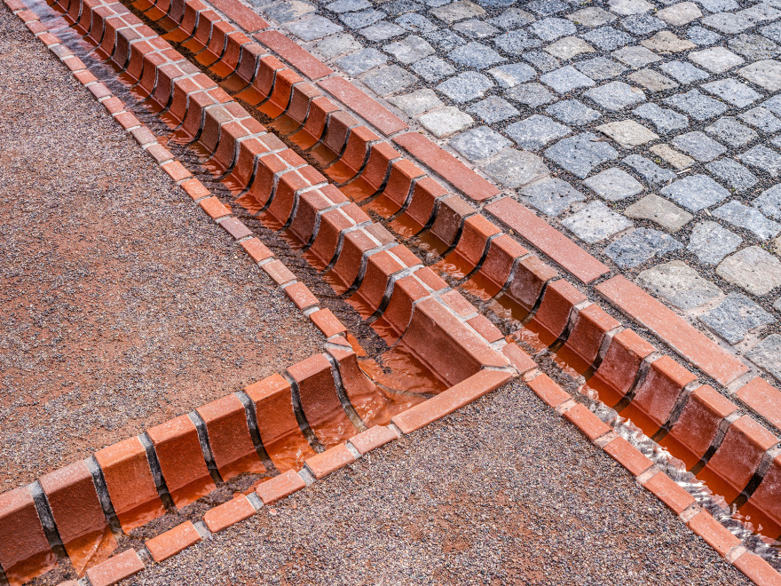 新舊共榮的城市典範:捷克舊磨坊改造,融合藝廊、教育中心、市民共享的文化場域 | FAM-17