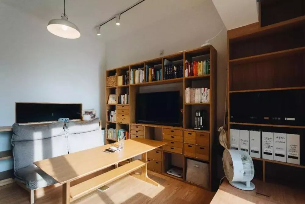 35㎡小户型逆袭 | 一室四用，浴缸、开放式厨房、衣帽间、榻榻米全都有-47