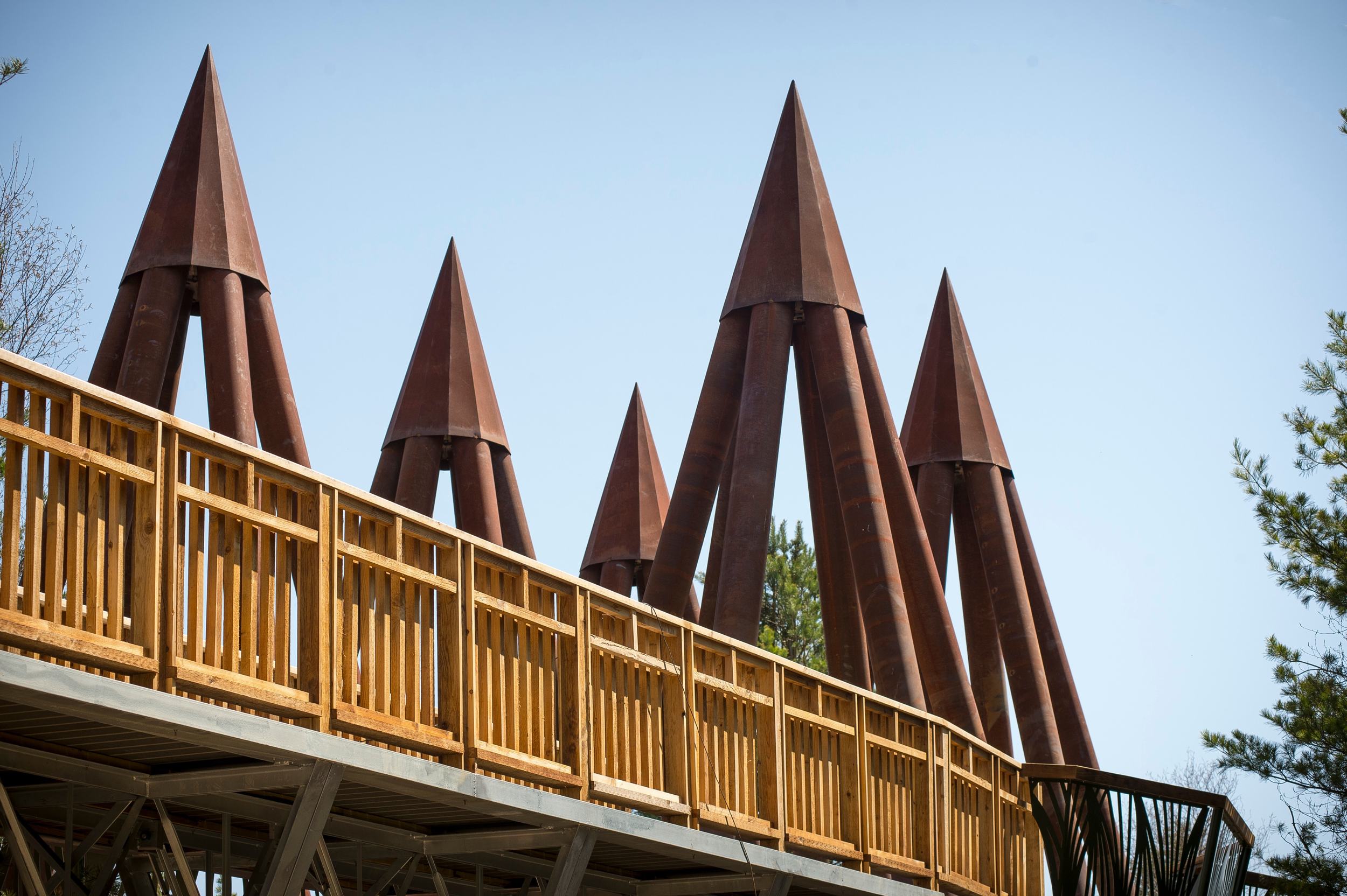 野性漫步 · 融入自然的高空步道设计-14