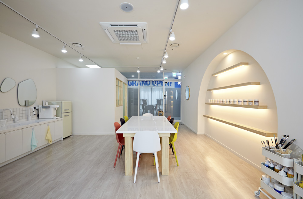 "韩国 Ellair 艺术画廊，极简与趣味并存的设计魅力"-7