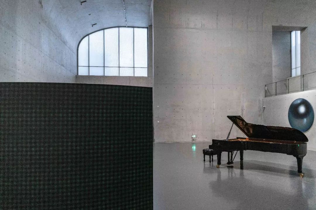 李姝睿艺术之旅 | 从寺庙到波浪的视觉探索-37