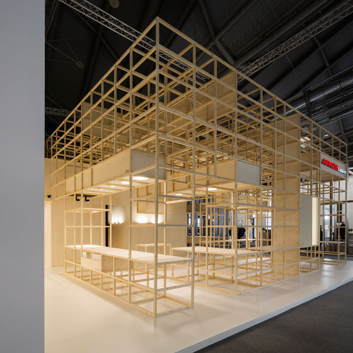 04 22 STAND ARKOSLIGHT EN LA FERIA LIGHT   BUILDING 2016 DE FRANKFURT-59