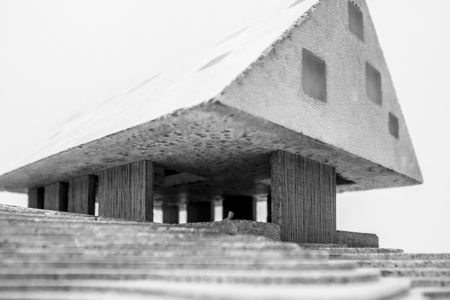 雪の中の二軒丨Florian Busch Architects-24