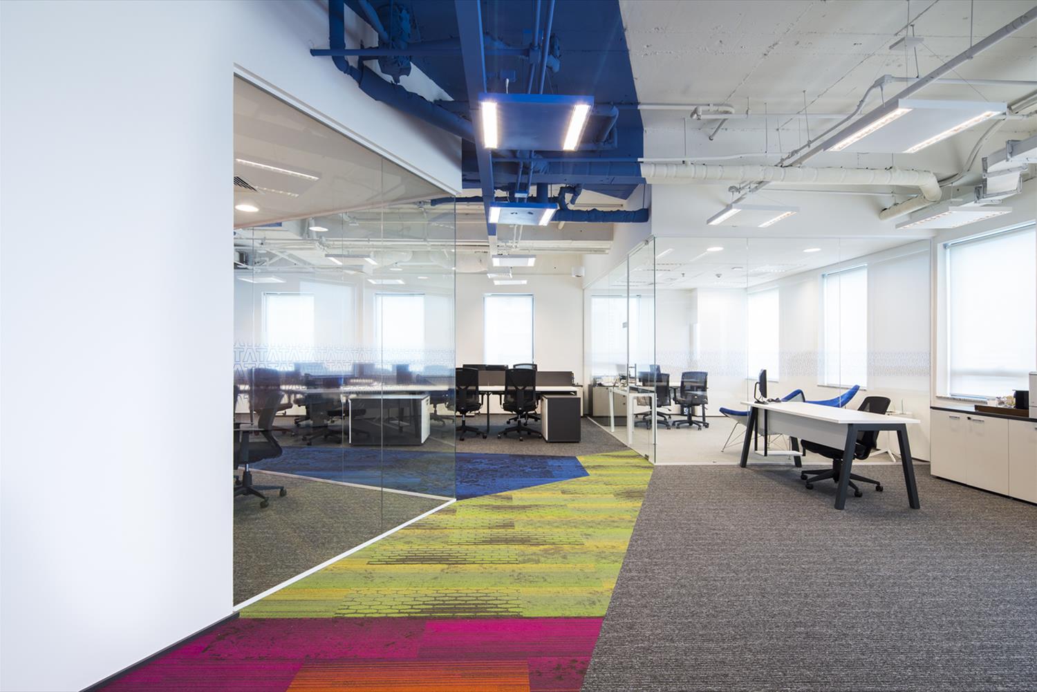 巴西 TCS 办公室设计-9