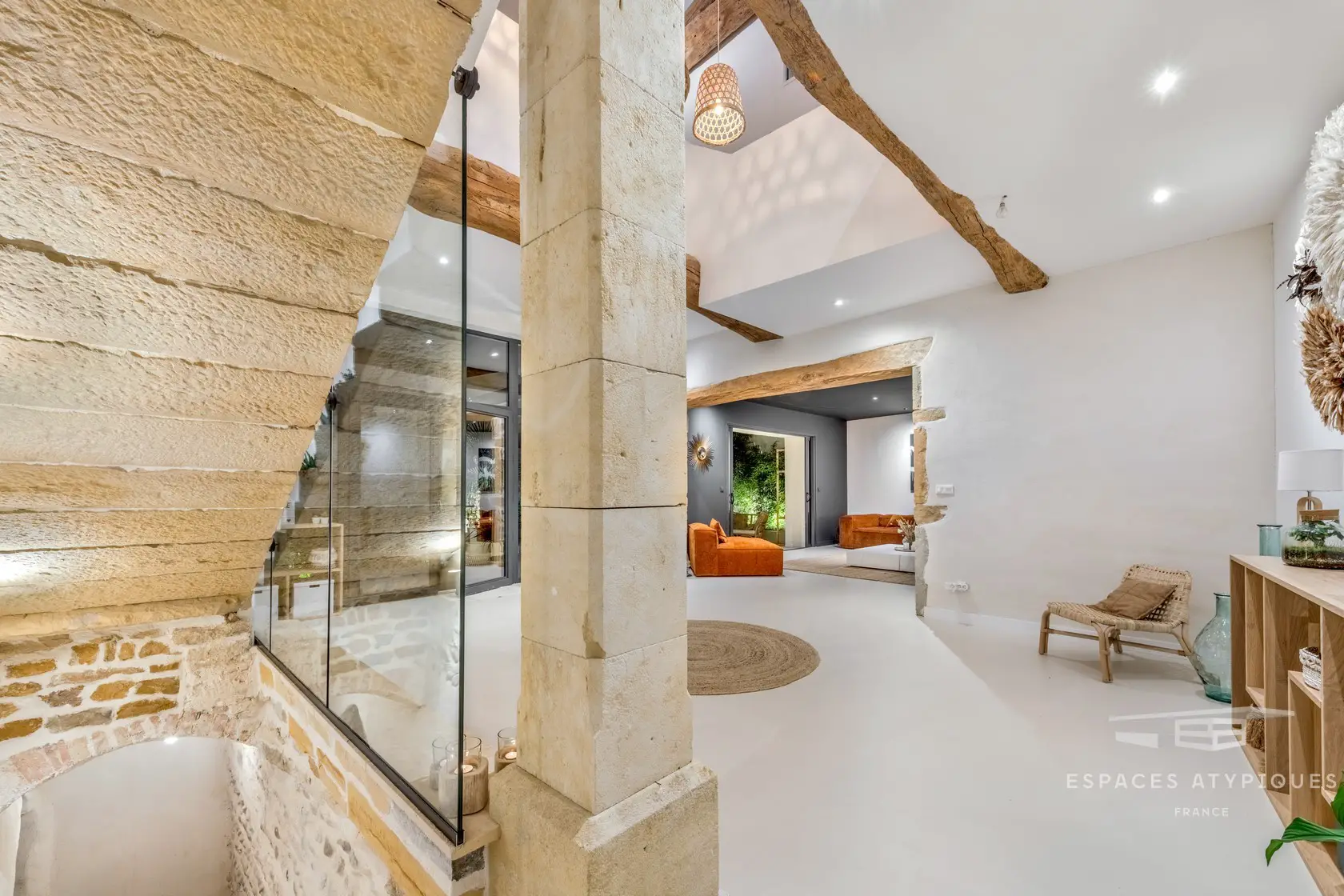 现代风农场别墅 | 传统与创新的完美融合-6