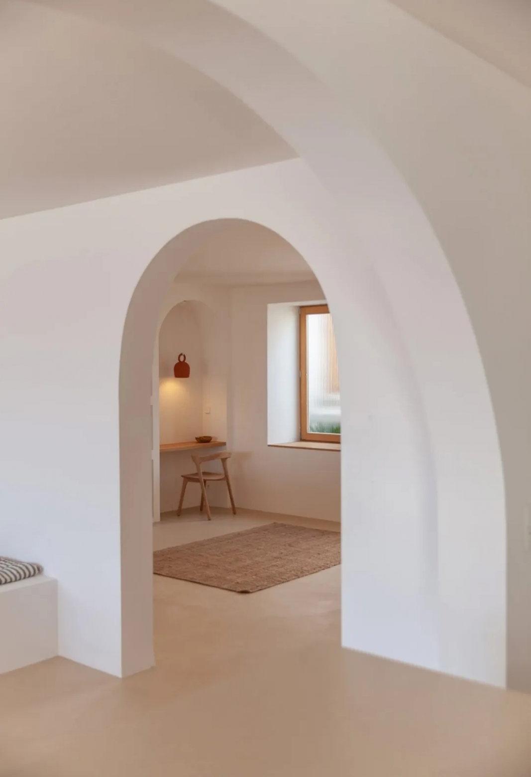 Amelia Tavella--法国经典的海景别墅-30